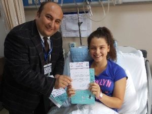 Ameliyat Olan Çocuklara Başhekimden ’Cesur Çocuk Sertifikası’