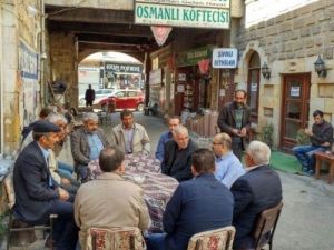 Vali İsmail Ustaoğlu Bayburt Esnafını Ziyaret Etti