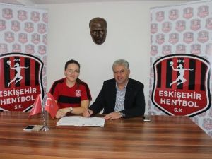 Eskişehir Hentbol Transferde Hız Kesmiyor