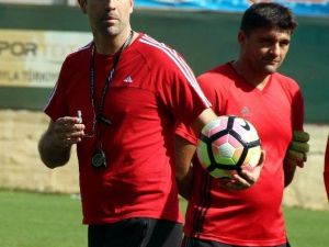 Igor Tudor: "Adana Maçına Elimizden Gelenin En İyisini Yapıp Kazanmak İçin Çıkacağız"