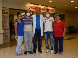 Baba Ve Oğlu, Canlı Verici Nakille Sağlığına Kavuştu