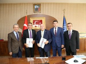 Kemerburgaz Üniversitesi İle İkitelli Osb Arasında İş Birliği Protokolü İmzalandı