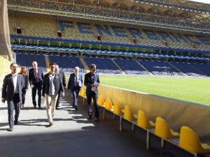 Manchester United Yetkilileri Ülker Stadyumu’nu Gezdi
