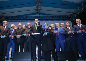 Erdoğan, RTEÜ İlahiyat Fakültesi Binasının Açılışını Yaptı