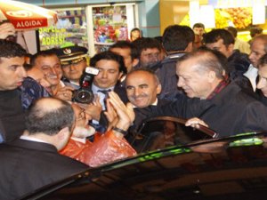 Cumhurbaşkanı Erdoğan Güneysu'da İncelemelerde Bulundu
