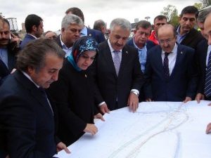 Yıldızlı Kavşağı Ve Akyazı Stadyumu Bağlantı Yolları Yıl Sonuna Kadar Tamamlanacak