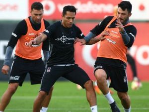 Beşiktaş Napoli Maçı Hazırlıklarını Sürdürdü