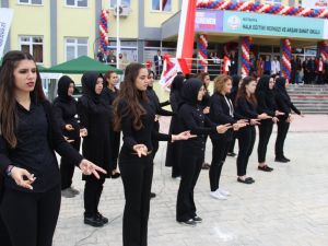 İstiklal Marşı’nı Bir De Böyle Dinleyin