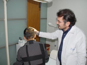 Saçı Kazımak Dökülmeyi Önler Mi ?