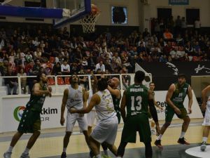Petkimspor 3. Galibiyetini Aldı
