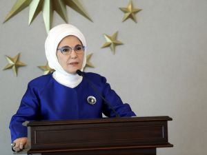 Erdoğan’dan Vali Eşlerine: Şehit Ailelerini Yalnız Bırakmayın