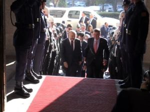 Abd’li Mevkidaşıyla Bir Araya Geldi