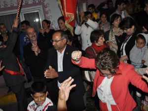 Roman Vekile Davul Zurnalı Karşılama
