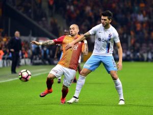 Dev Maçta Gol Sesi