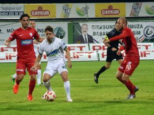 Giresunspor Evinde Boluspor’a Boyun Eğdi