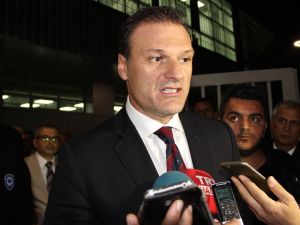4 Polis Ondan Şikayetçi