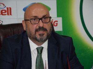 Bozbağ: "Büyük Camia Dediğin Takımından Puan Sildirmez"