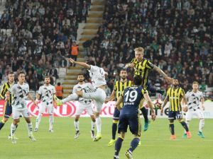 İlk Yarı Fenerbahçe’nin