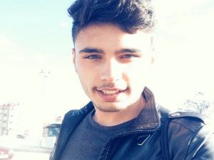 Genç Futbolcu Kalp Krizi Kurbanı Oldu
