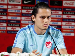 Enes Sertlikten Şikayetçi Değil