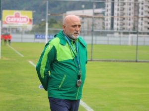 Hikmet Karaman: “Trabzon’a Üç Puan İçin Gideceğiz”