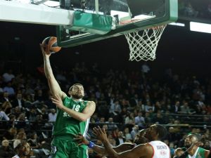 Anadolu Efes, Darüşşafaka Doğuş’u Devirdi
