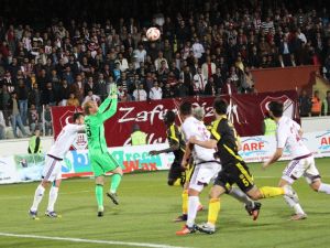 Elazığspor Son Dakikada Yıkıldı