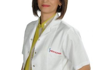 "Aşırı Alkol Ve Kafein Tüketimi Osteoporoz Riskini Arttırıyor"