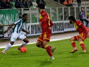 Giresunspor-göztepe Maçında Kazanan Yok