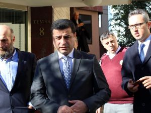 Cumhuriyet Gazetesine Hdp Desteği