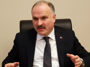 "Nöbet Orada Tutulmaz, Bayrağın Önünde Tutulur"