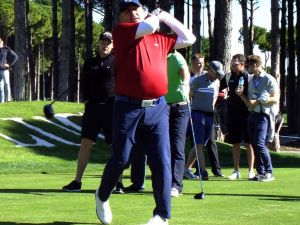 Bakan Çavuşoğlu Golfteki Maharetlerini Sergiledi