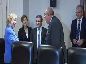 Alman Bakan’la Görüştü