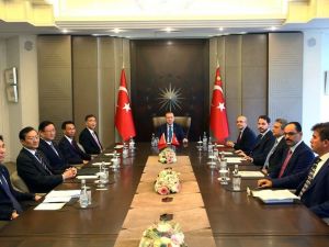 Çin Devlet Konseyi Başbakan Yardımcısı Beştepe’de