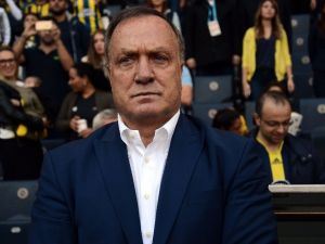 Advocaat’tan Derbi Yorumu