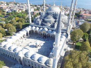Restorasyonu Tamamlanan Sultanahmet Camii Havadan Görüntülendi