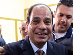 Darbeci Sisi’den Jet Trump Açıklaması