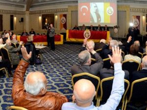 Galatasaray’da Divan Kurulu Tüzük Değişikliğini Konuştu