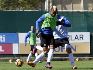 Antalyaspor Eto’o’suz Çalıştı