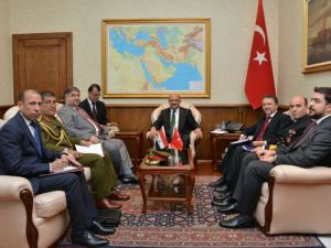 Fikri Işık Irak’ın Ankara Büyükelçisiyle Görüştü