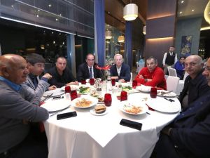 Demirören’den Millilere Ziyaret