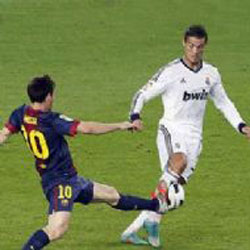Messi: 2 - Ronaldo: 2