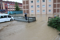 Rize'de Şiddetli Yağış