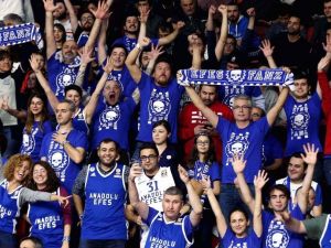 Anadolu Efes’ten ’Taraftar’ Toplantısı