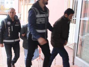 3 Akademisyene Fetö’den Tutuklama