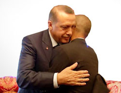 Başbakanlıkta duygusal buluşma...Erdoğan Alex'le buluştu