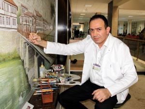 3 Dil Bilen Ressam Temizlik Görevlisi Olarak Çalışıyor