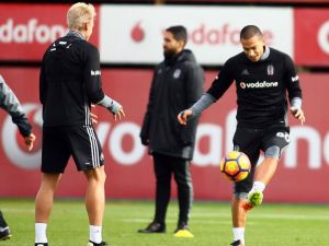 Beşiktaş’ta Adanaspor Mesaisi Sürüyor