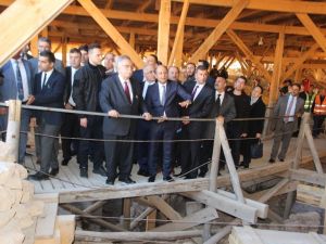 Bakan Avcı Dünyanın Da Merakla İzlediği Çalışmayı İnceledi