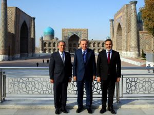 Erdoğan, Semerkant’ta Registan Meydanı’nı Gezdi